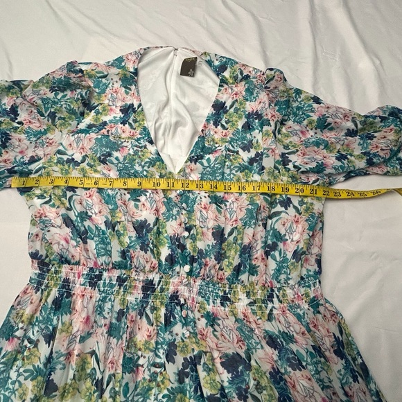 TAYLOR DRESS - Picture 5 of 13